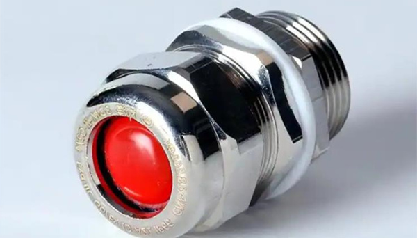 防水接頭和防水接線(xiàn)盒需要如何配合？幾步就學(xué)會(huì)！