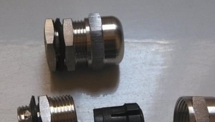 不銹鋼防水接頭是如何防水防塵的？